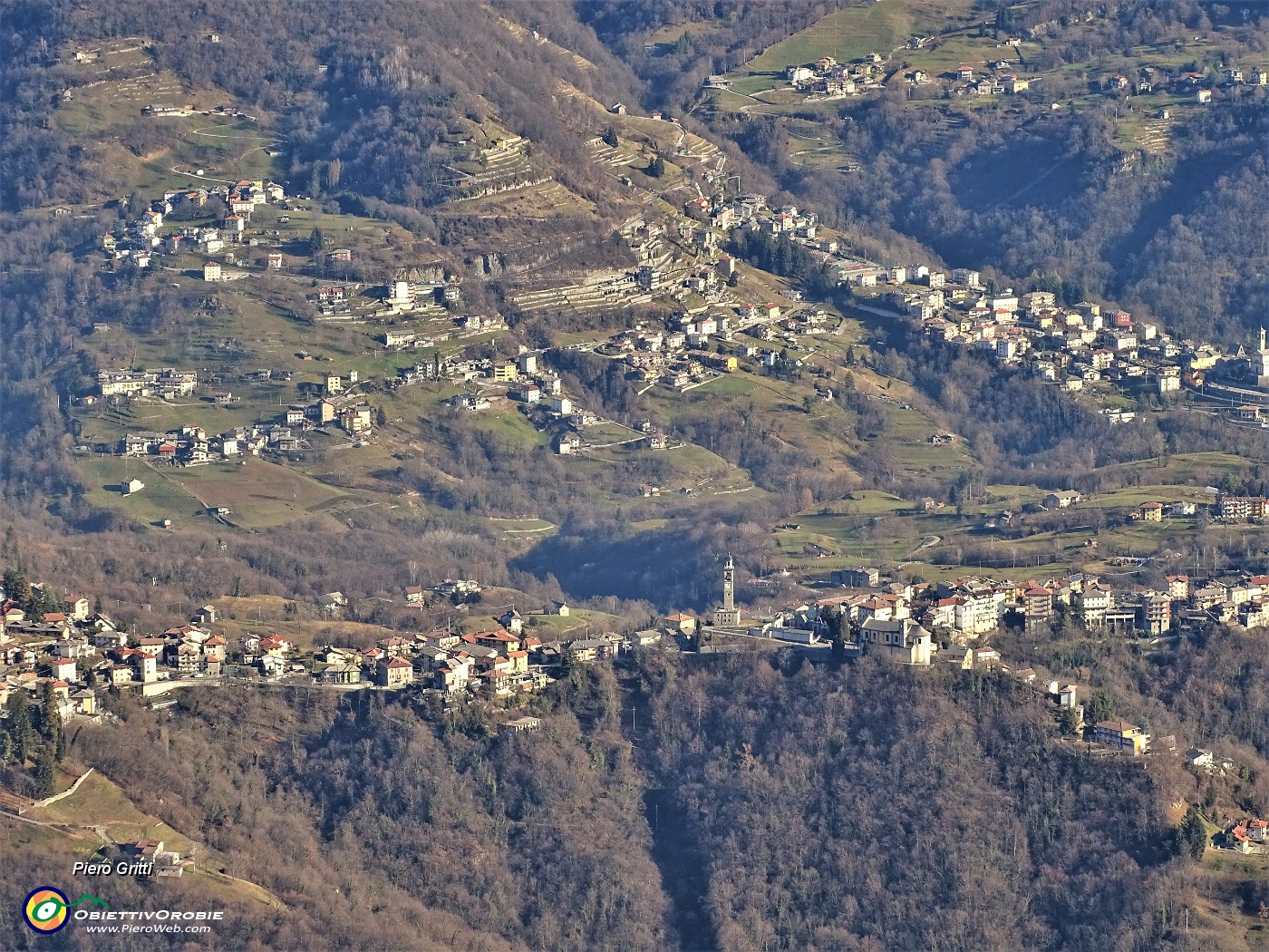 32 Zoom su Corna e Rota Imagna.JPG